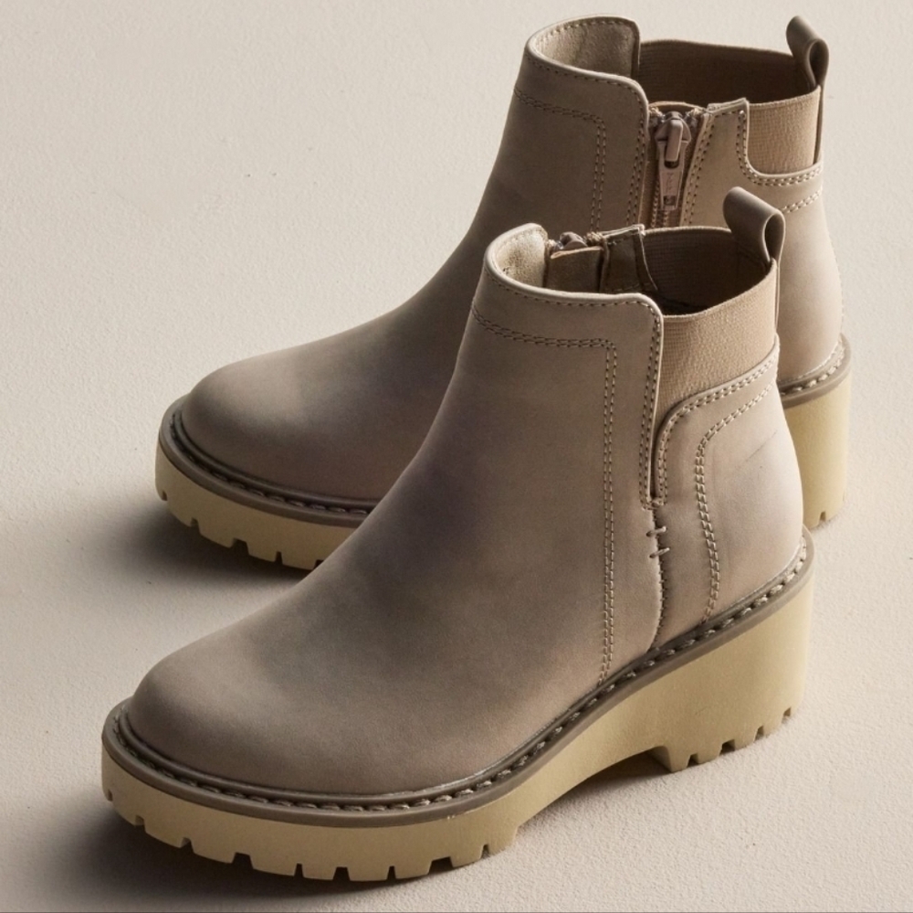 Girls Stylish Tan Ankle Boots